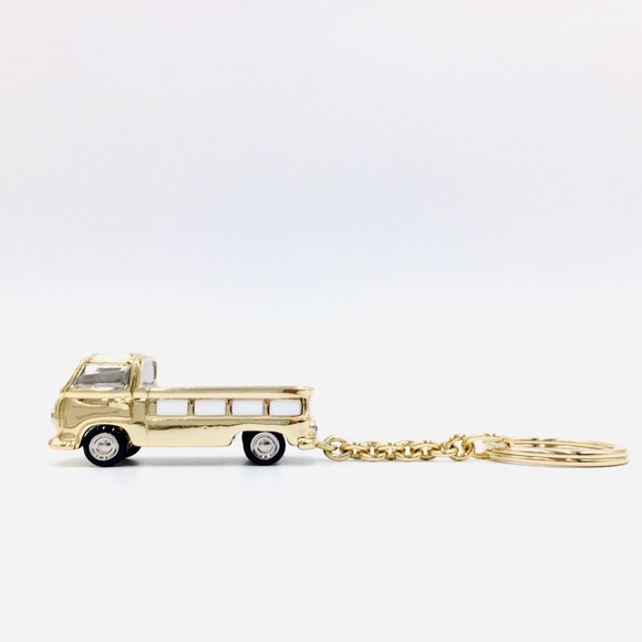 Alexis Bittar VW “Bittar Bus” Exclusive Keychain - Picture 3 of 8